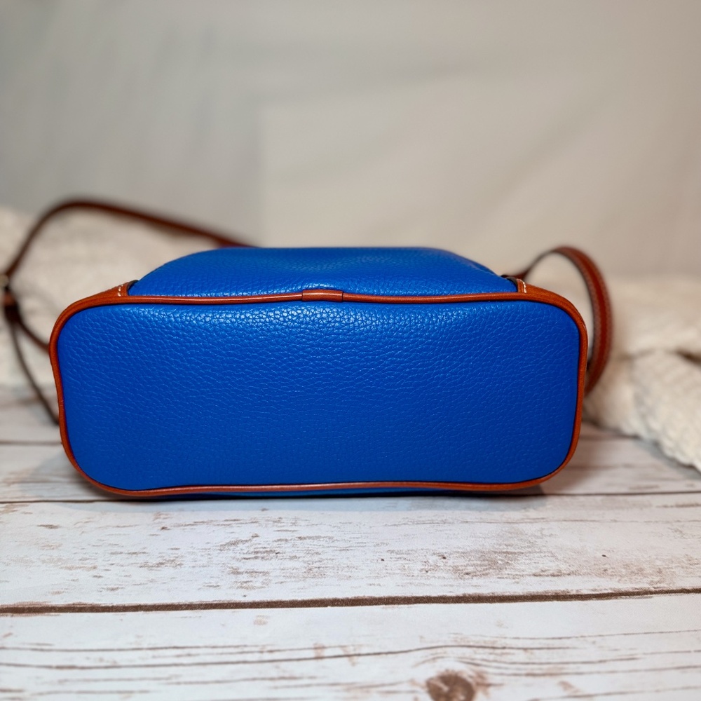 NWT Dooney & Bourke Pebble Grain Crossbody - French Blue - Picture 3 of 10